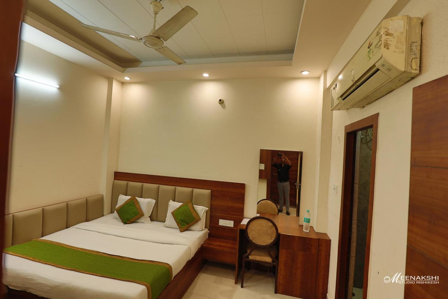 Hotel Haridev Roorkee Extérieur photo